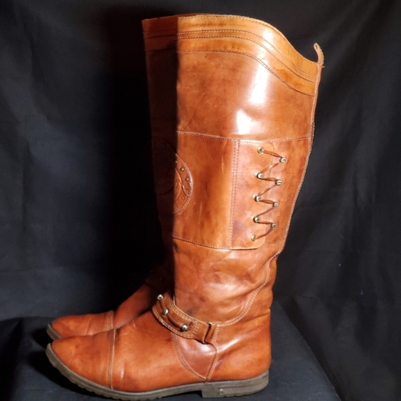 Wild World Boots - Picture 2 of 7